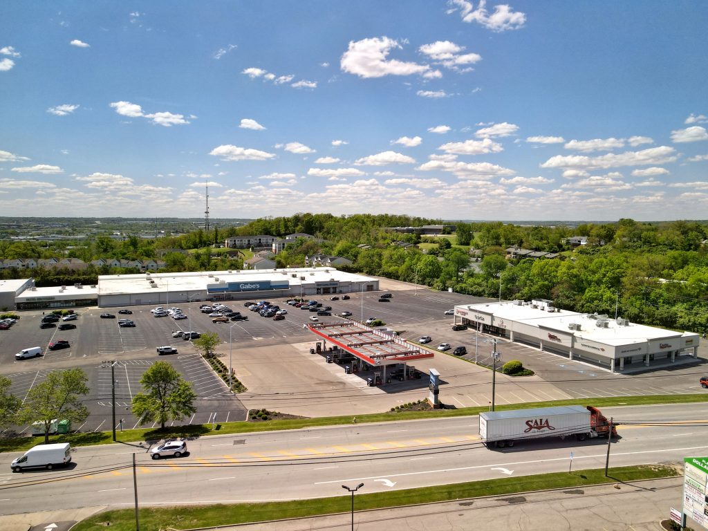SHARONVILLE PLAZA property image 3