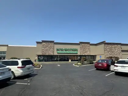 SHARONVILLE PLAZA in Sharonville, Ohio